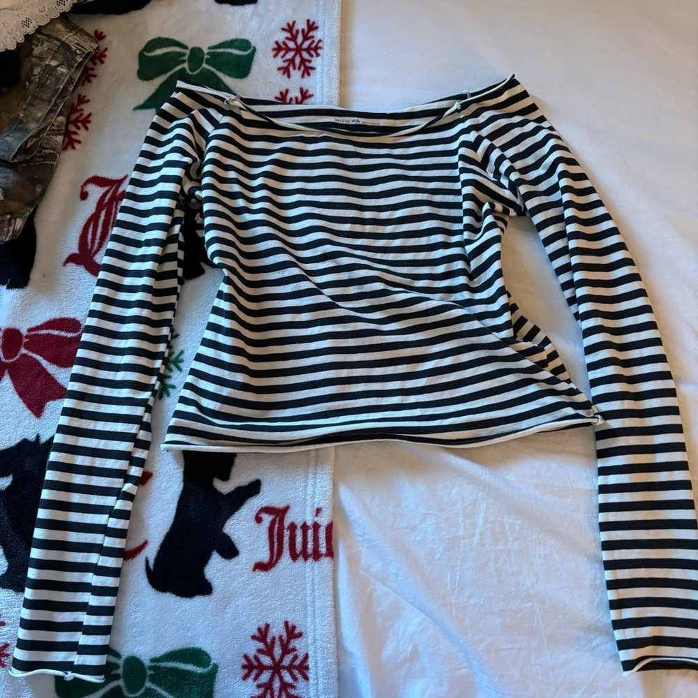 brandy melville off the shoulder top